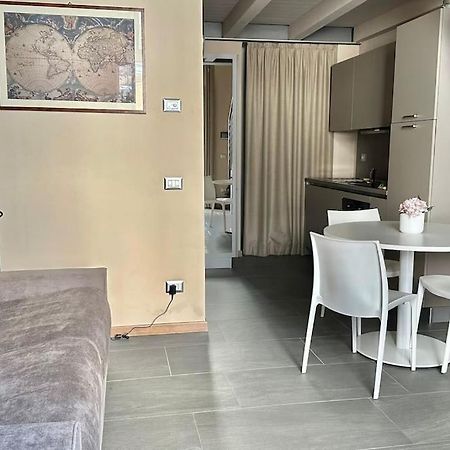 Couple'S Dream Loft 100Mt From Duomo And Lake Комо Екстер'єр фото